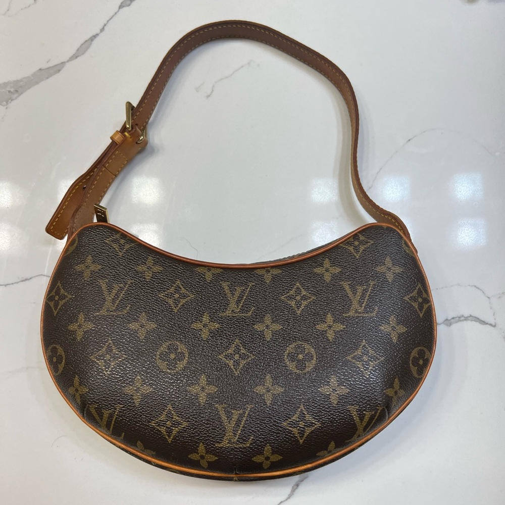 Louis Vuitton croissant PM bag